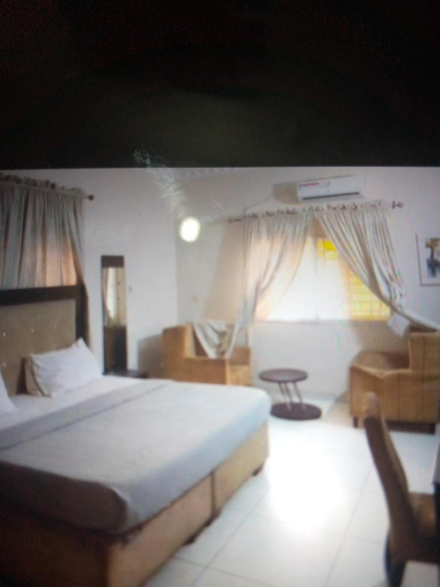 Готель Exclusive Mansion Lekki Phase 1 Ilado Екстер'єр фото